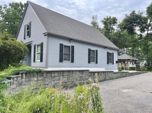 17 Meetinghouse Rd, Keene NH  03431-2065 exterior