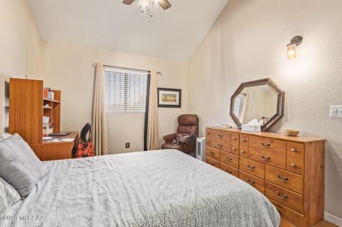 520 Balboa Dr, Tucson AZ  85705-4286 exterior