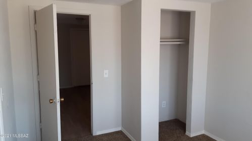 6201 29th St, Tucson AZ  85711-6815 exterior