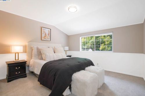 18327 Joseph Dr, Hayward CA  94546-2203 exterior