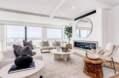 413 Bayview Dr, Manhattan Beach CA  90266-5717 exterior