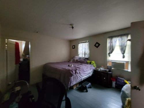 82 Lynch St, Providence RI  02908-5106 exterior