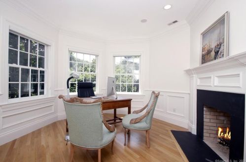 312 Ridgefield Rd, Wilton CT  06897-2329 exterior
