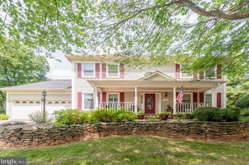207 Primrose Ct, Leesburg, VA 20175-2520