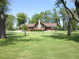 2103 Redwing Ave, Sibley, IA 51249-7050