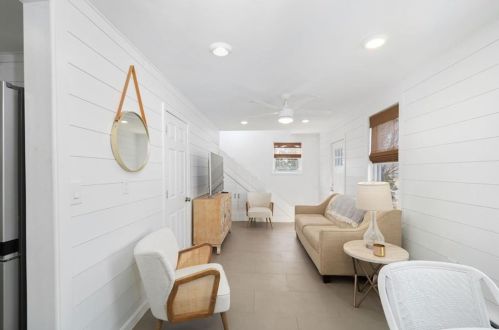 836 Point Judith Rd, South Kingstown RI  02882-5174 exterior