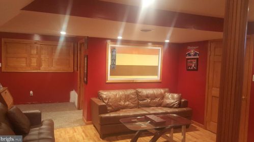 227 Pennford Pl, Boothwyn PA  19060-4407 exterior