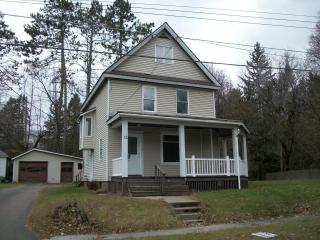 12 Lawrence Ave, Malone, NY 12953-1431