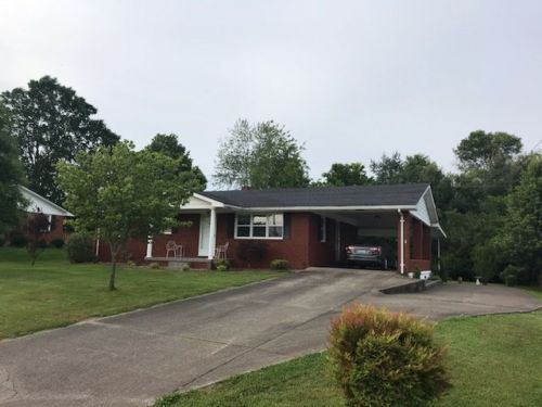 108 Fairview Dr, Campbellsville, KY 42718-2448