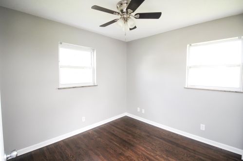 47 Grand Ave, Florence KY  41042-2442 exterior