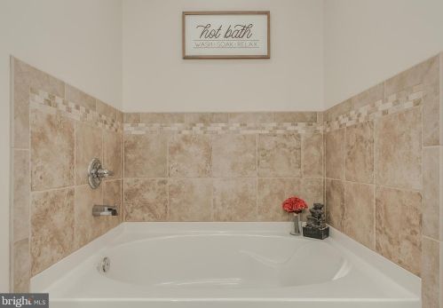 14938 Molly Pitcher Hwy, Upton PA 17225-9457 exterior