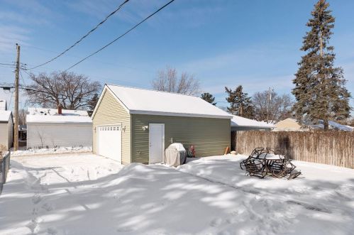 5736 Standish Ave, Minneapolis MN 55417-2716 exterior