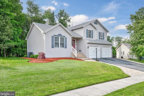 20 Bittersweet Ln, Etters, PA 17319-9807