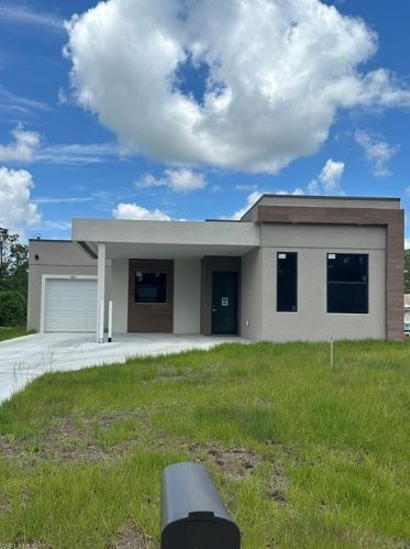2011 Olsen Ln, Lehigh Acres, FL 33972-1010
