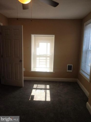 804 Chelten Ave, Philadelphia PA 19138-1712 exterior