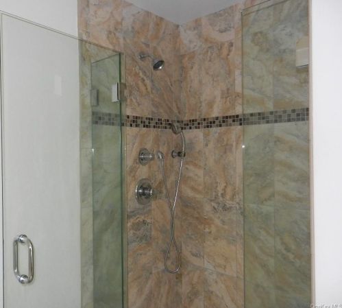 52 Plum Rd, Mahopac NY  10541-4247 exterior