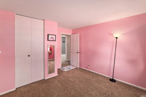 2115 Sarah St, Mishawaka IN  46545-6248 exterior