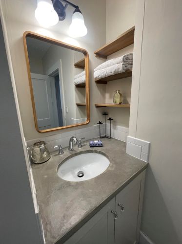 299 Park Ave, Keene NH  03431-1554 exterior