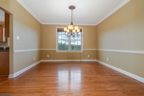 10 Providence Dr, Flemington NJ  08822-3447 exterior