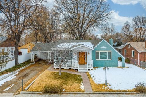 433 Westwood Ln, Pueblo, CO 81005-1144