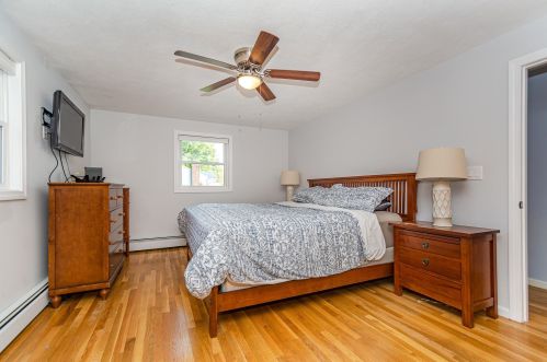 45 Ackerman St, Salem NH  03079-3401 exterior