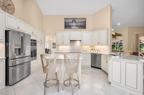 6806 Newport Lk Cir, Boca Raton FL 33496-3004 exterior