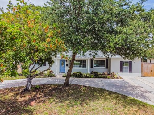 7457 17th St, Saint Petersburg, FL 33702-4905
