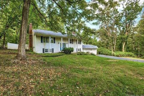 10 Bittersweet Dr, North Branford, CT 06471-1456