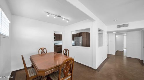 4522 11 Ave, Phoenix AZ 85013-1017 exterior