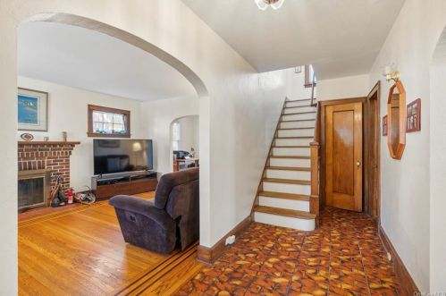 425 Rich Ave, Mount Vernon, NY 10552-2217