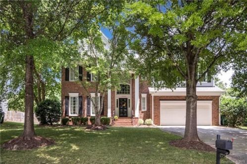 12405 Landing Green Dr, Charlotte, NC 28277-4632
