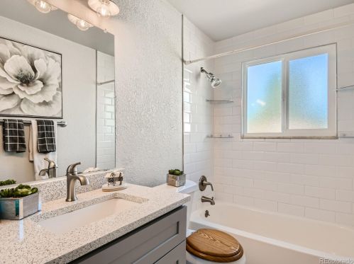 14951 Pensacola Pl, Denver CO  80239-6303 exterior