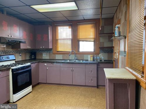 113 Chew Ave, Philadelphia PA 19120-2356 exterior