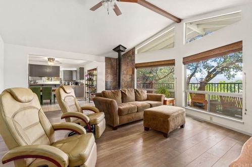 18645 Maple Leaf Ct, Middletown CA  95467-8528 exterior