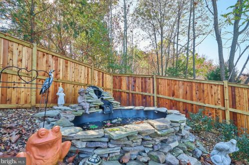 1201 Happy Ridge Dr, Front Royal VA  22630 exterior