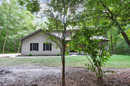 19380 Bear Swamp Rd, Marysville, OH 43040-9155