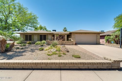 5105 Dahlia Dr, Glendale, AZ 85304-1928