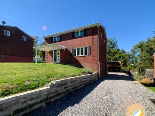 114 Harvest Dr, Verona, PA 15147-1712