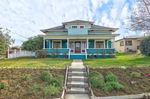 2926 Lime St, Riverside, CA 92501-2523