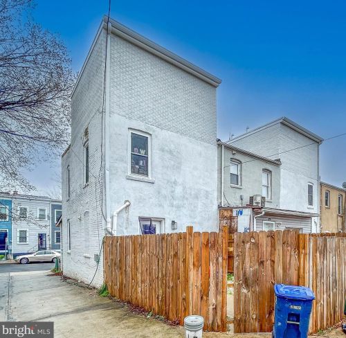 624 20th St, Washington, DC 20002-4718