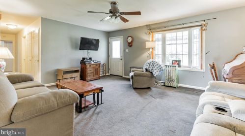 428 New Freedom Rd, Berlin Boro NJ  08009-9514 exterior