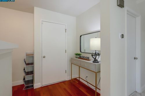 4330 Fairlands Dr, Pleasanton CA  94588-3428 exterior