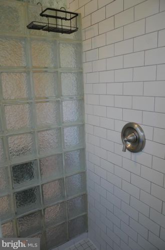 205 Lippincott Ave, Riverton NJ  08077-1309 exterior