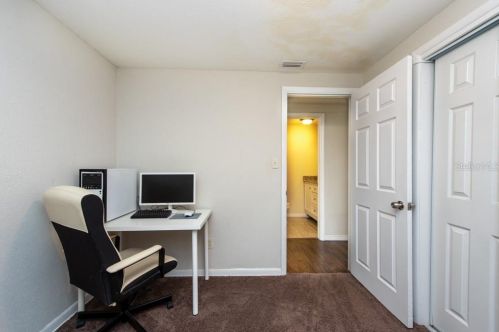 9741 Fowler Ave, Thonotosassa FL  33592-3415 exterior