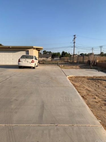 15763 Malpais Ln, Victorville, CA 92394-1828