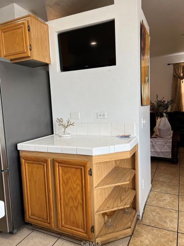 12687 Antigua Ct, Lynwood CA  90262-5377 exterior