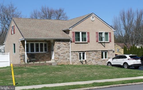 3111 Wales Rd, Norristown, PA 19403-4205