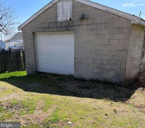 406 Lumber St, Littlestown, PA 17340-1632