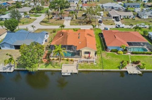 2120 2nd St, Cape Coral, FL 33909-2843