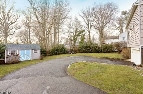 335 South St, Morristown NJ  07960-6022 exterior